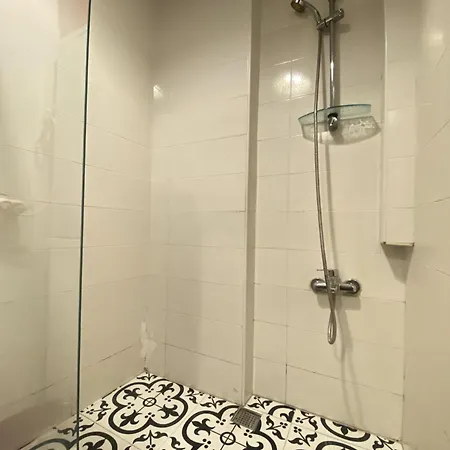 Authentic Beyoglu Flat 2br W Brick Walls Vint Apartment