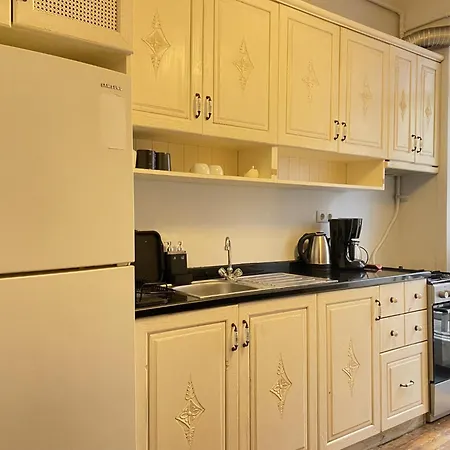 Authentic Beyoglu Flat 2br W Brick Walls Vint Apartment *