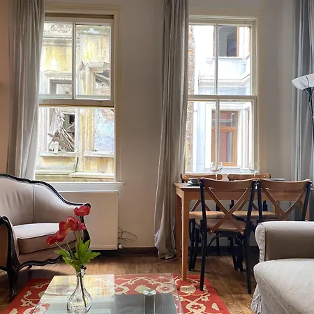 Authentic Beyoglu Flat 2br W Brick Walls Vint